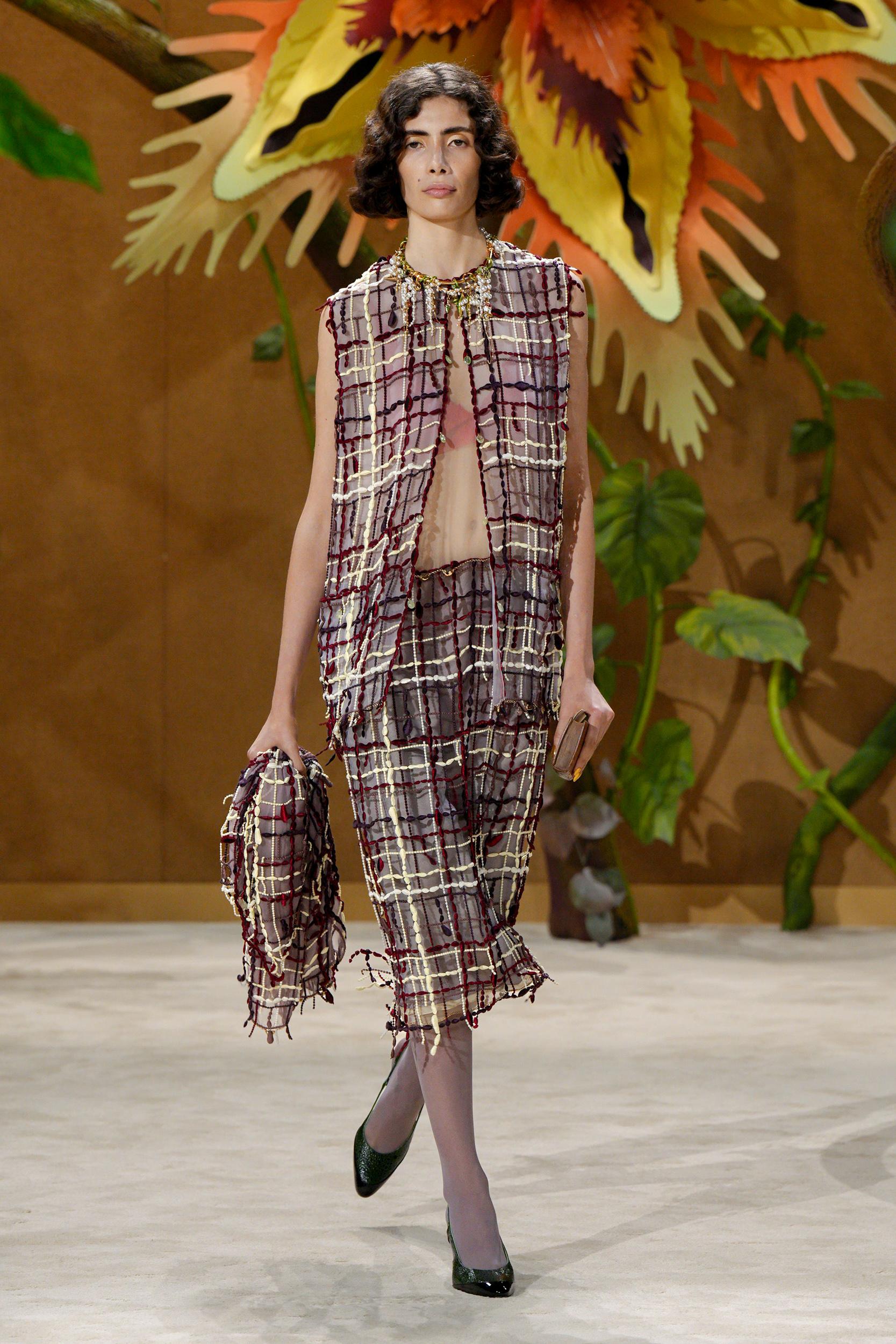 Défilé - Chanel - Couture Automne-Hiver 26-27